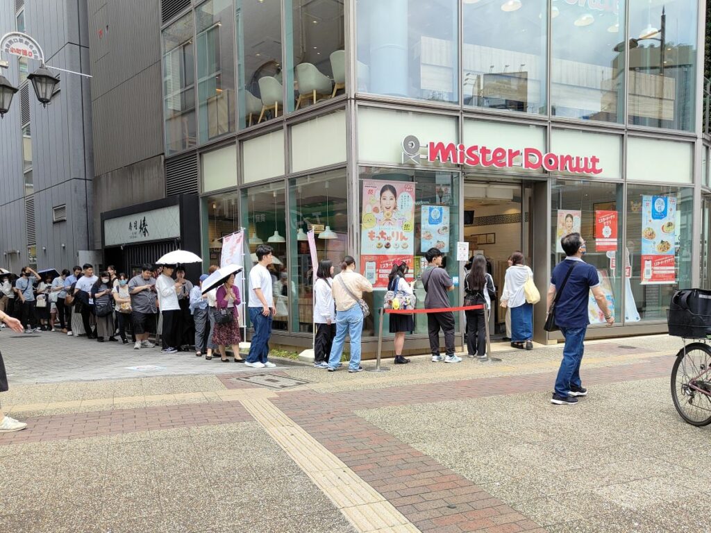 ミスタードーナツ 池袋西口ショップ「もっちゅりん」