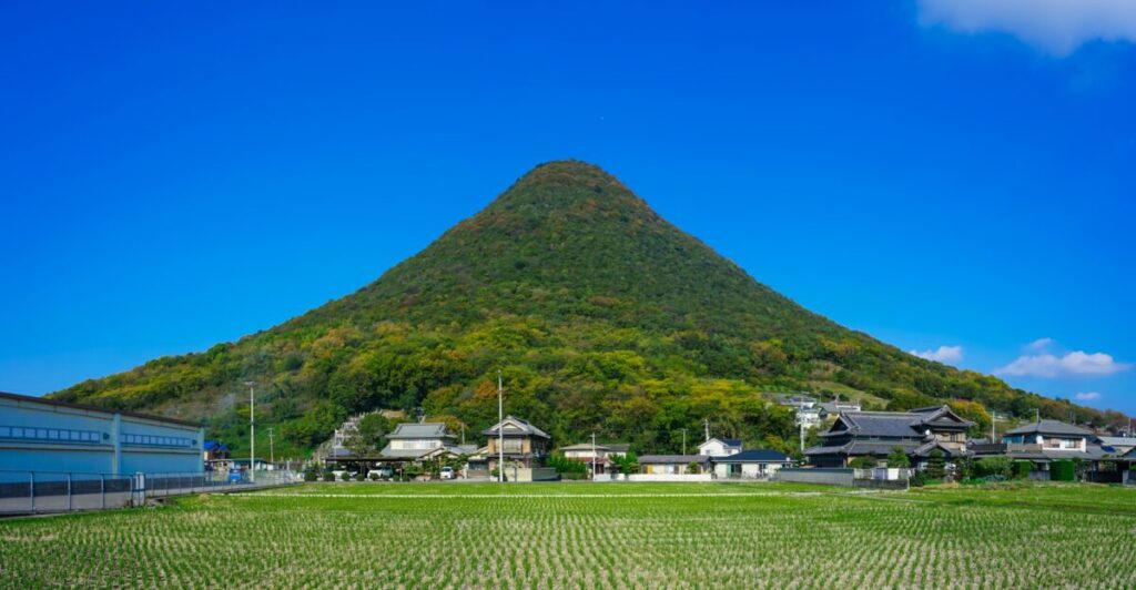 飯野山(讃岐富士)